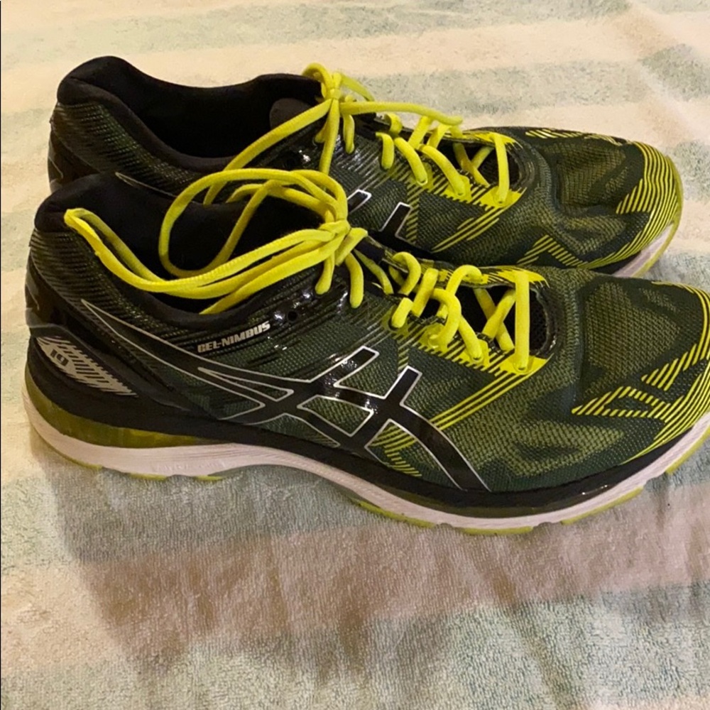 ASICS Nimbus 19 men’s Size 12